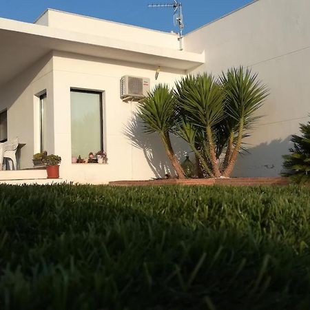 La Villa De Naomi Chella Bagian luar foto